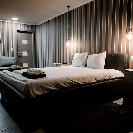 Mavie Apartment Boutique Bukarest Exterior foto